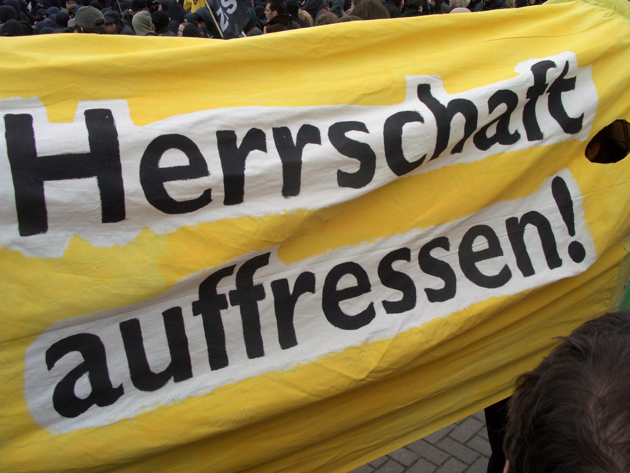 Grundbedürfnisse dürfen nicht dem Profit dienen!
